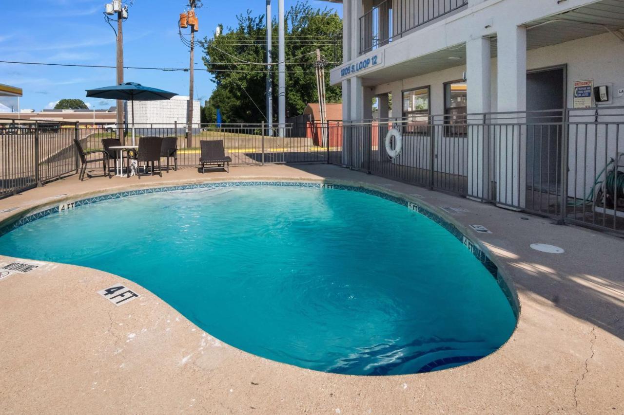 Motel 6 Irving - Loop 12 Eksteriør billede